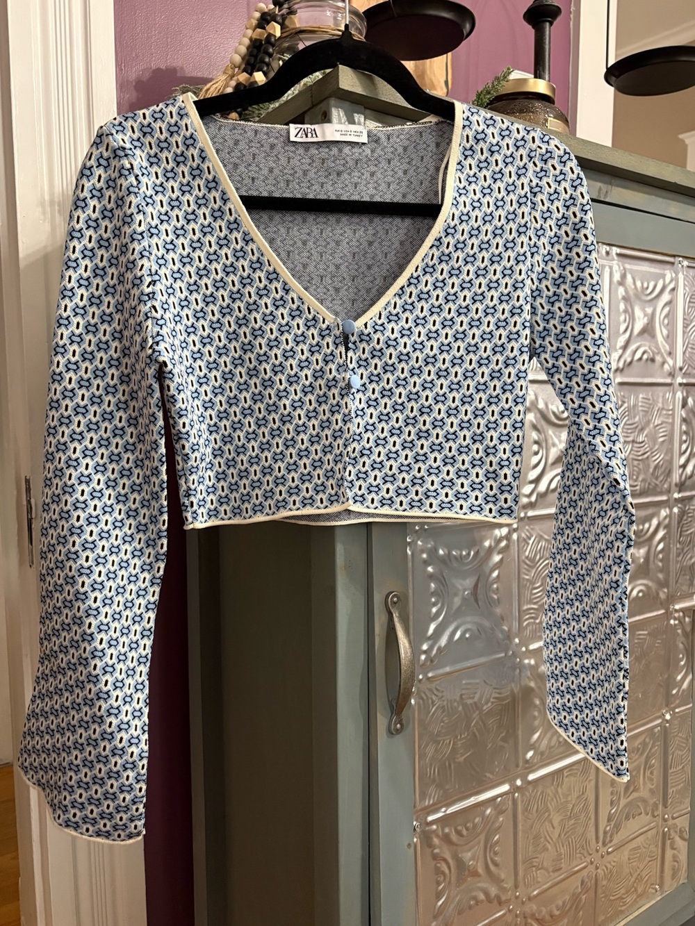Zara Blue and White Printed Cropped V-Neck Cardigan